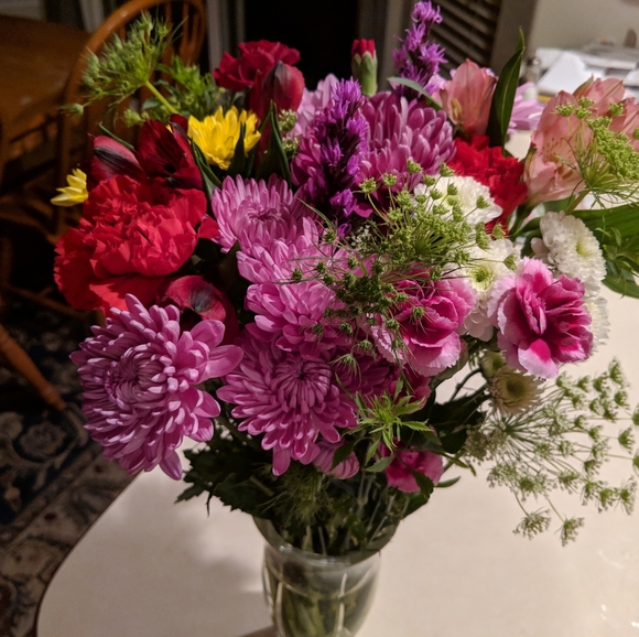 Meet your Posher, Kristin - Picture 2 of 2